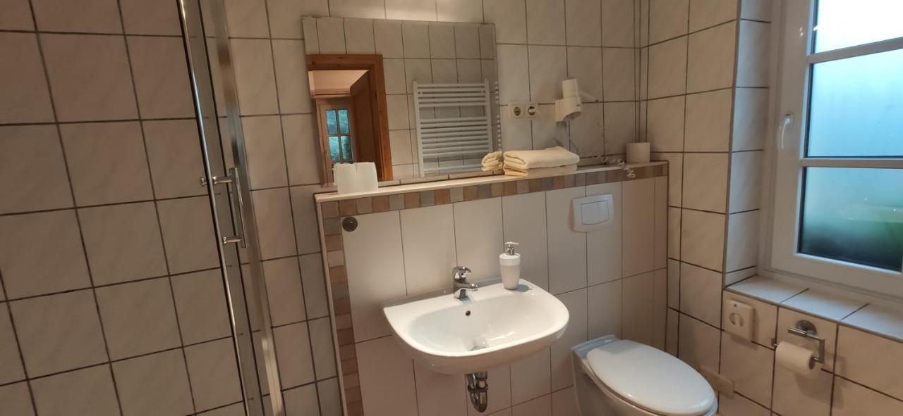 Wirtshaus Neuenkirchen Otel Neuenkirchen auf Rugen Dış mekan fotoğraf